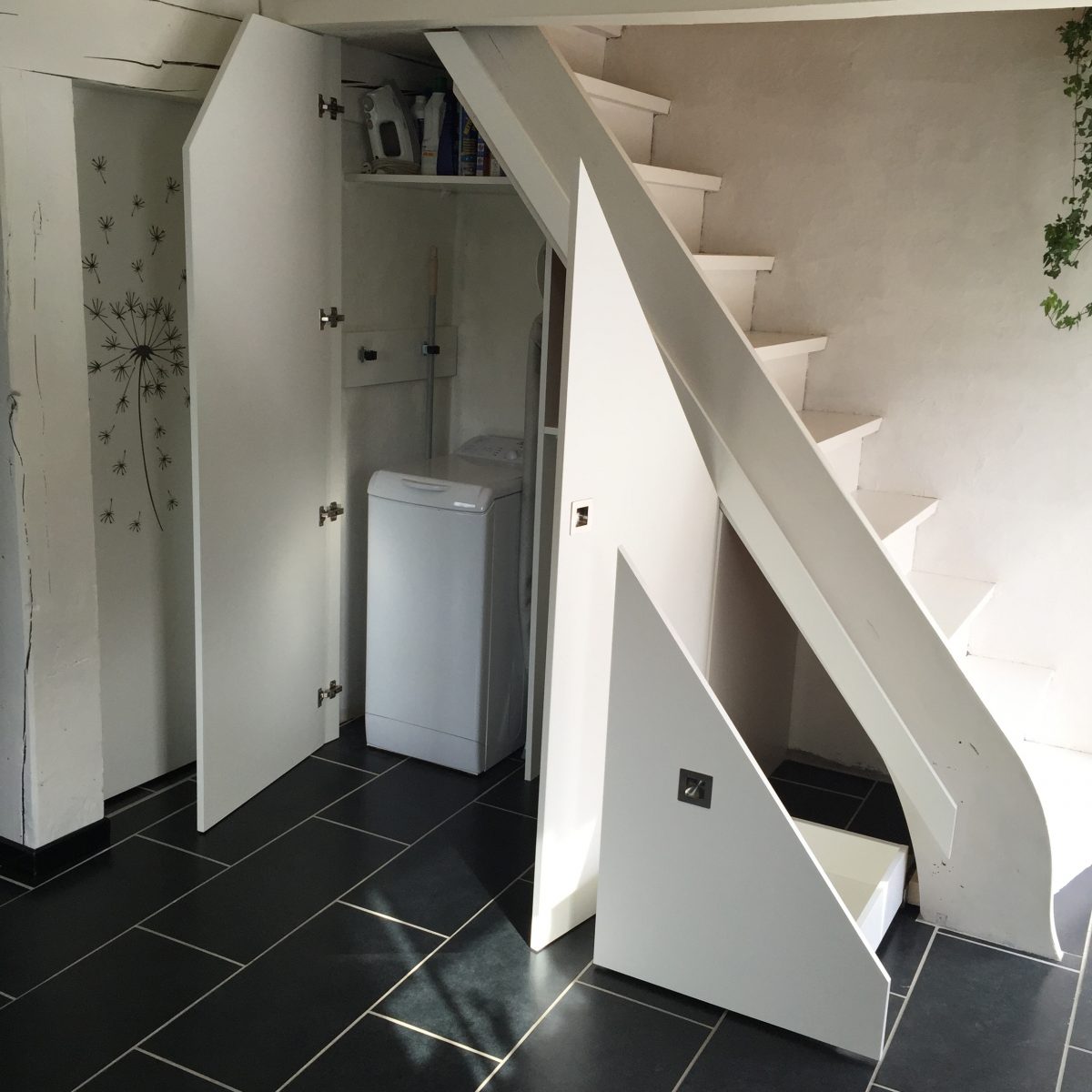 Aménagement sous escalier - Menuiz Design